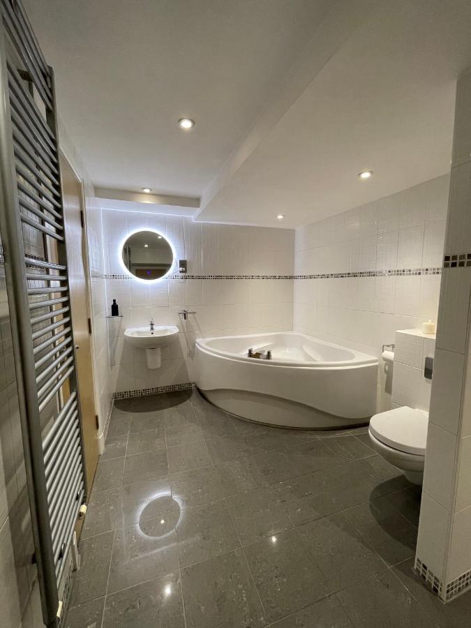 Vikings Duplex Apartment City Centre With Free Parking Йорк Екстериор снимка