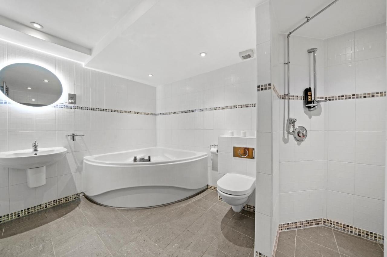 Vikings Duplex Apartment City Centre With Free Parking Йорк Екстериор снимка